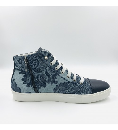 Handmade shoes Damascati and blue leather
